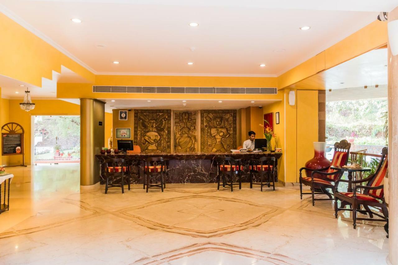 Chances Resort&Casino An Indy Resort Panaji Exterior foto